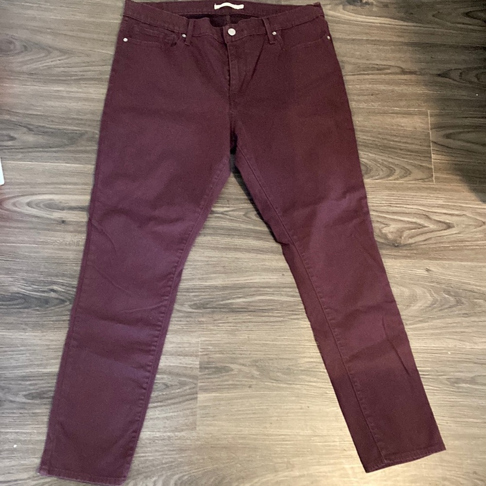 NWOT Slimming Skinny